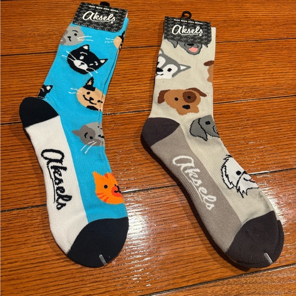 Aksels Accessories - Aksels Women's Animal Print Socks - Blue and Tan